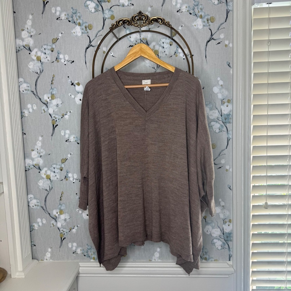 A New Day Womens V-Neck Poncho Sweater Taupe Brown Batwing Oversized OSFM